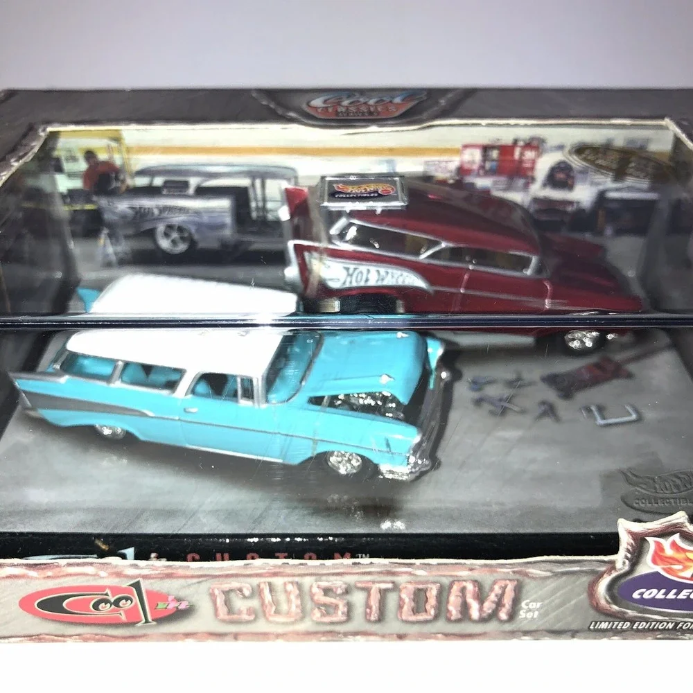 Hot Wheels Cool n Custom Cool Classics Series 3 57 1957 Chevy Nomad Diecast 1/64